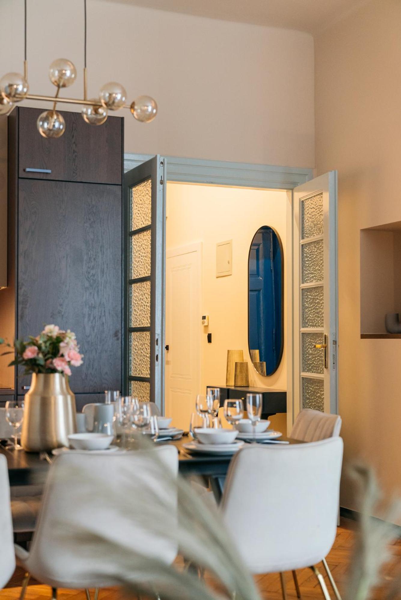 Moonlight II Apartment - Loftaffair Cracovia Exterior foto